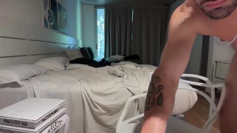 wearetwo online show from 03/24/26, 02:00