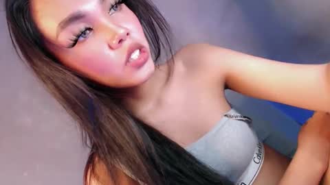 Isla Fox online show from 10/07/25, 05:59