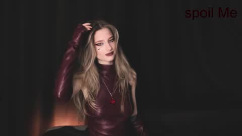 waterfallwoods online show from 12/03/25, 06:43