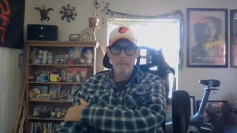 Snapshot of waterfire420 chatting on 02/05/25, 08:46 waterfire420 online show from 02/05/25, 08:46