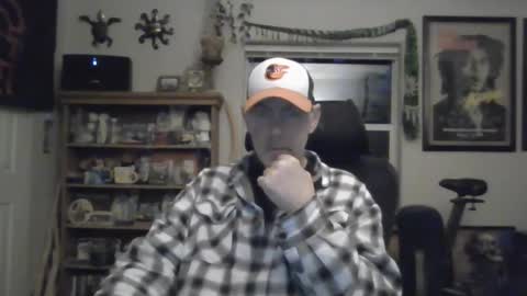 Snapshot of waterfire420 chatting on 02/14/25, 01:13 waterfire420 online show from 02/14/25, 01:13