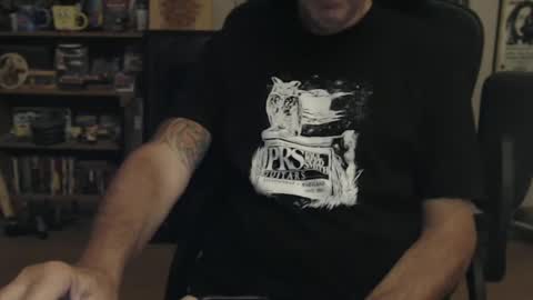 Snapshot of waterfire420 chatting on 09/20/25, 06:03 waterfire420 online show from 09/20/25, 06:03