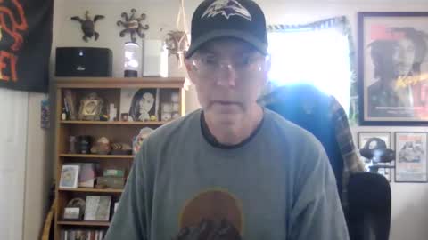 Snapshot of waterfire420 chatting on 10/03/25, 08:28 waterfire420 online show from 10/03/25, 08:28