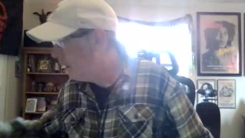 Snapshot of waterfire420 chatting on 10/24/25, 06:04 waterfire420 online show from 10/24/25, 06:04