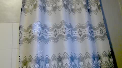 watermelon05 online show from 11/17/25, 03:07