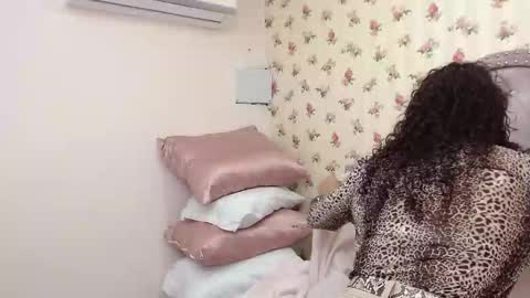 Snapshot of watson_crystal00 chatting on 03/20/26, 01:05 Milf Latina online show from 03/20/26, 01:05