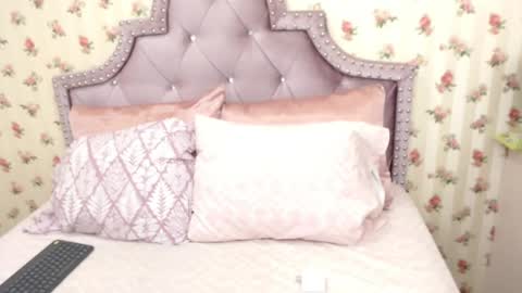 Snapshot of watson_crystal00 chatting on 03/25/26, 01:28 Milf Latina online show from 03/25/26, 01:28