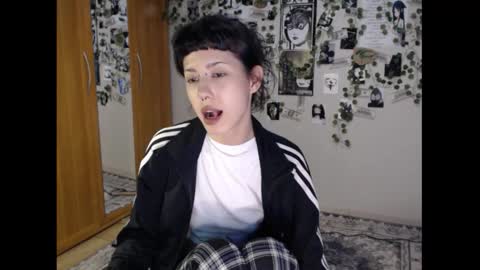 Mina online show from 09/08/25, 09:58