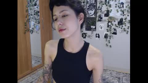 Mina online show from 09/18/25, 06:26