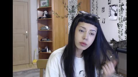 Mina online show from 01/14/26, 07:41