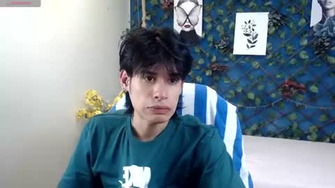 Snapshot of wayath chatting on 07/15/26, 11:04 Wayath online show from 07/15/26, 11:04