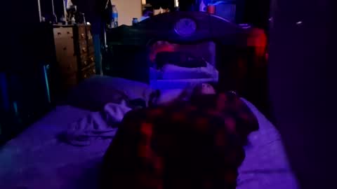 wcnmail24 online show from 10/04/25, 10:35