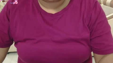 Snapshot of we_are_indian chatting on 10/07/25, 12:57 khushiwife kabirhubby kavyasexy gf online show from 10/07/25, 12:57