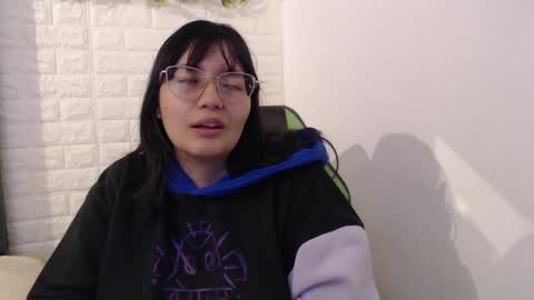 Snapshot of we_n_you chatting on 03/06/25, 01:57 Trixie 3 online show from 03/06/25, 01:57