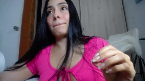 Snapshot of we_we77 chatting on 09/30/25, 09:31 we_we77 online show from 09/30/25, 09:31