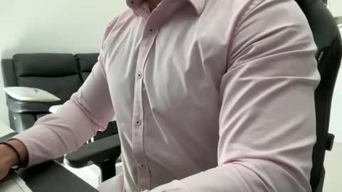 Weapon X online show from 11/11/25, 11:16