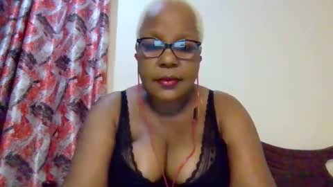 weaverbird25 online show from 03/10/26, 10:04