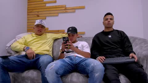 Jhonny Dick  his neighbors. online show from 02/26/25, 01:21