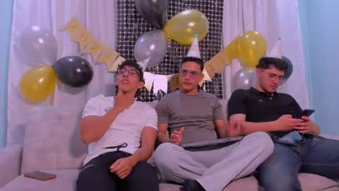 Jhonny Dick  his neighbors. online show from 03/13/26, 02:07