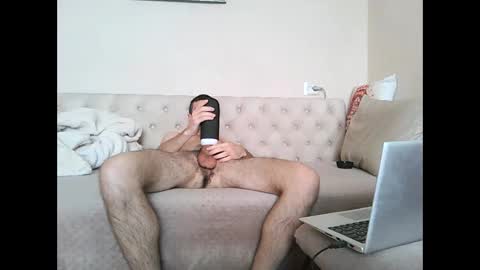 webcamboy98 online show from 05/10/26, 08:41