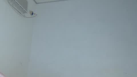 Snapshot of webcamjl chatting on 01/13/25, 10:35 Balruk online show from 01/13/25, 10:35