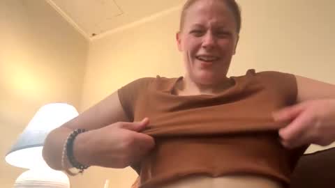 HayleyJay online show from 05/20/26, 05:30