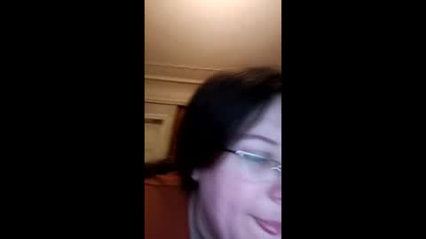 Marina online show from 03/10/25, 11:06