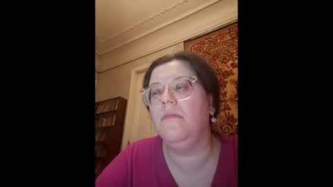 Snapshot of webgirl2 chatting on 05/09/26, 10:15 Marina online show from 05/09/26, 10:15