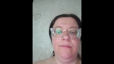 Snapshot of webgirl2 chatting on 05/14/26, 11:50 Marina online show from 05/14/26, 11:50