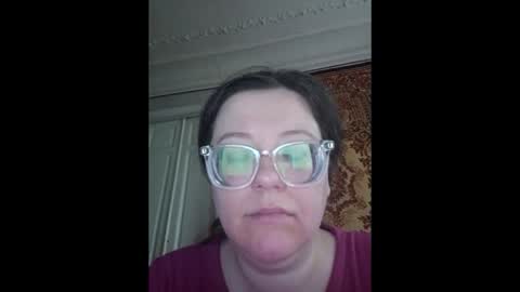 Snapshot of webgirl2 chatting on 05/18/26, 03:29 Marina online show from 05/18/26, 03:29