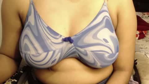 mina online show from 12/20/25, 12:12