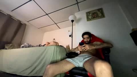 ShootingWebs online show from 04/23/26, 06:03