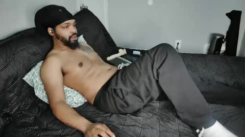 WeDaShit Come Vibe with me . online show from 12/15/24, 06:04