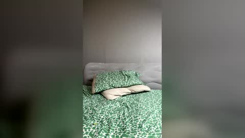 WeDaShit Come Vibe with me . online show from 01/16/26, 03:16