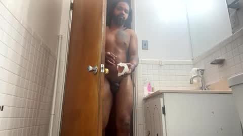 Snapshot of wedashit chatting on 03/17/26, 02:31 WeDaShit Come Vibe with me . online show from 03/17/26, 02:31