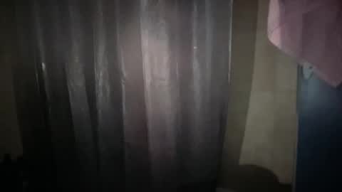 wedifferent_ online show from 10/17/25, 08:06