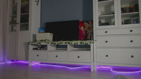  moon  online show from 12/06/24, 01:11