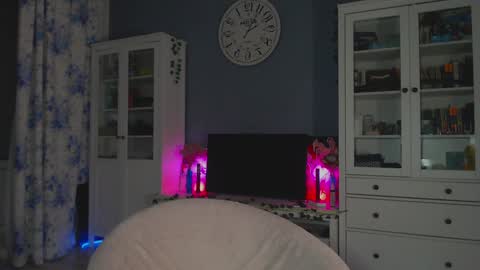  moon  online show from 01/16/25, 04:39