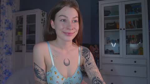  moon  online show from 02/01/25, 12:47