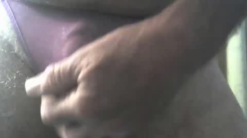 Snapshot of weewill7204 chatting on 03/01/25, 02:04 Will online show from 03/01/25, 02:04