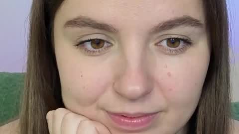 Snapshot of weird_bird chatting on 03/05/26, 04:52 Weird Bird online show from 03/05/26, 04:52