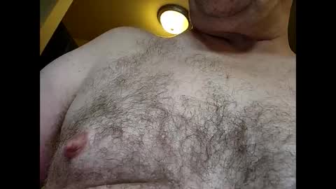 Snapshot of welderod chatting on 05/28/26, 08:55 welderod online show from 05/28/26, 08:55