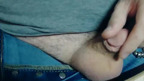 Snapshot of wellandwelland chatting on 11/10/25, 02:49 wellandwelland online show from 11/10/25, 02:49