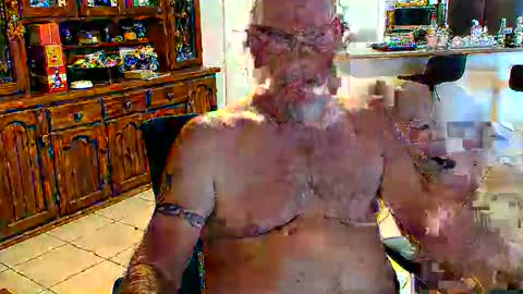 Snapshot of wellhelloo chatting on 04/29/26, 04:16 Wellhelloo online show from 04/29/26, 04:16