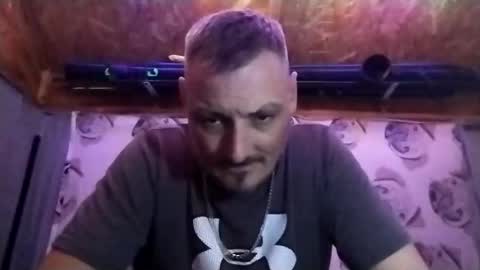 Welshdragon37 online show from 12/22/25, 11:24