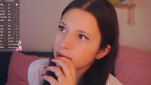 Nora online show from 10/27/25, 07:18