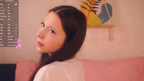 Nora online show from 10/28/25, 08:22