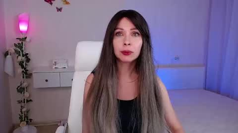 Snapshot of wendifoster chatting on 03/06/25, 07:21 Wendi Foster online show from 03/06/25, 07:21