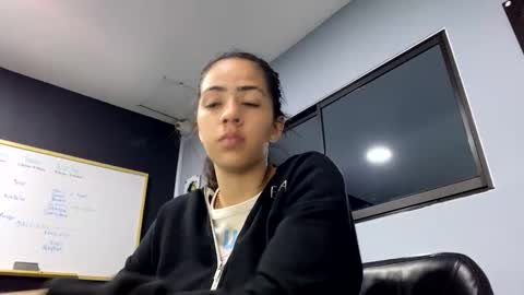 Wendy online show from 01/15/25, 09:13