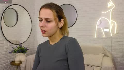 Snapshot of wendy__doll chatting on 01/14/26, 09:20 Im Wendy online show from 01/14/26, 09:20